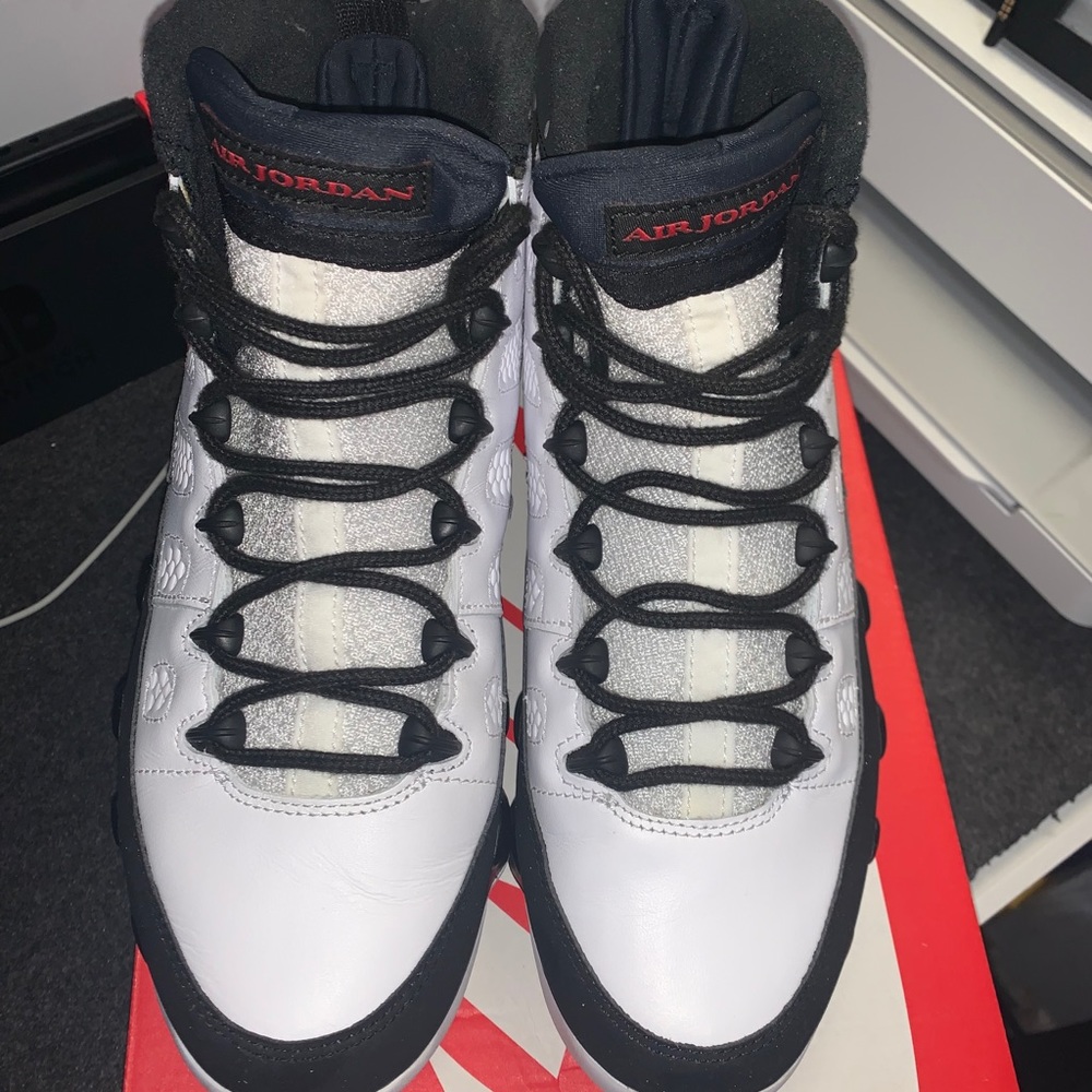 Air Jordan 9 OG space jam worn 1 time trades?